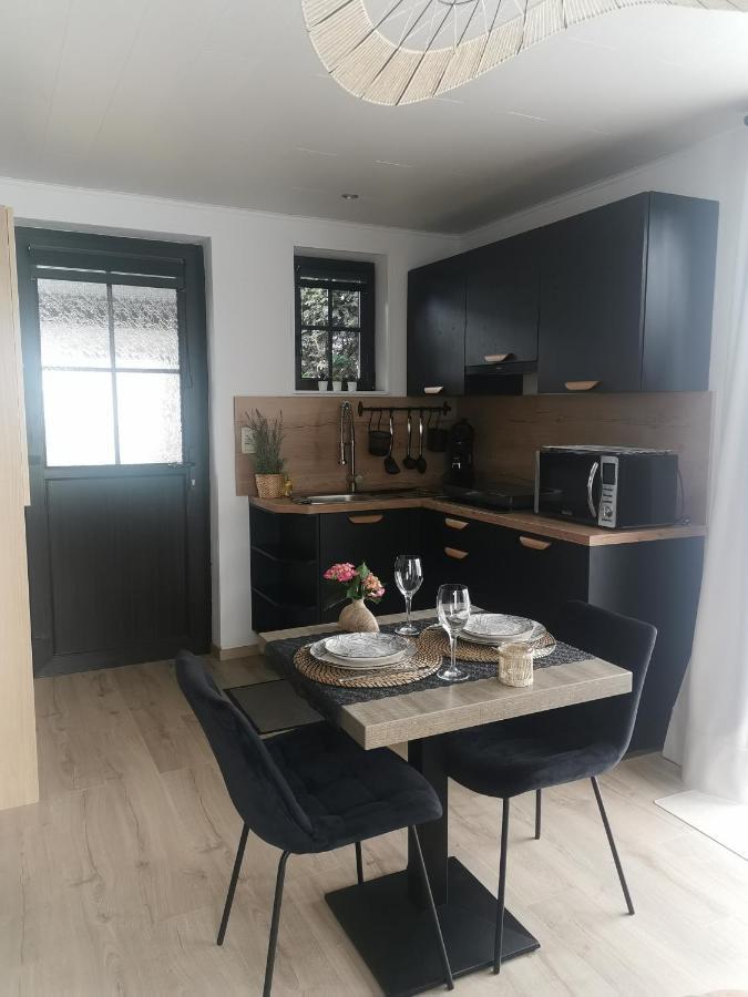 Cote Cosy Hotell Marche-en-Famenne Exteriör bild